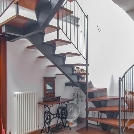 Lovely Home In Villa Torre Di Cingoli-2